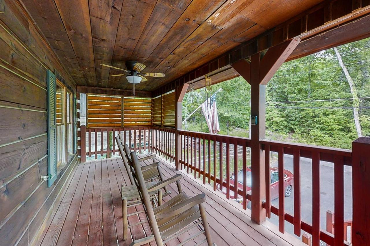 Bear Creek Pigeon Forge Exterior foto